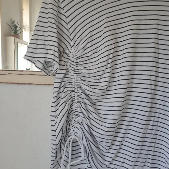 Sportsgirl Striped Ruched basic Tee Size large - Picture 2 of 11